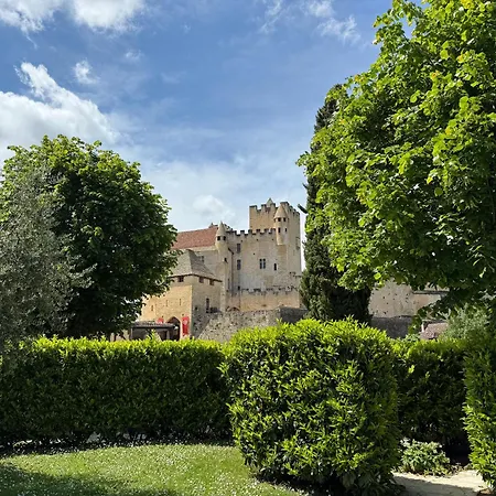 Casa vacanze Dream House In Front Of Chateau De In Perigord , Dordogne *
